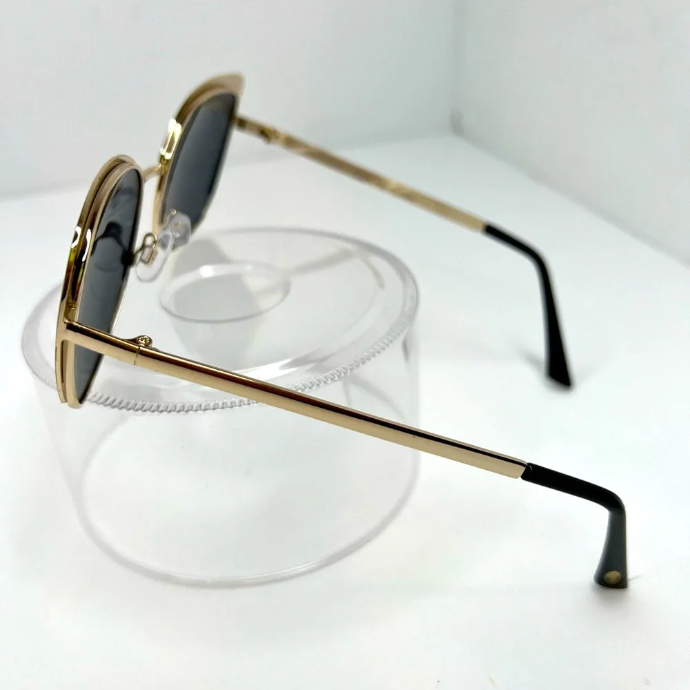 OSCAR BY OSCAR DE LA RENTA, METAL FRAME POLARIZED SUNGLASSES, SUPER NICE & CHIC